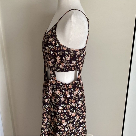 Pins & Needles Black Floral Cut Out Maxi Dress Size 6 - Picture 4 of 9